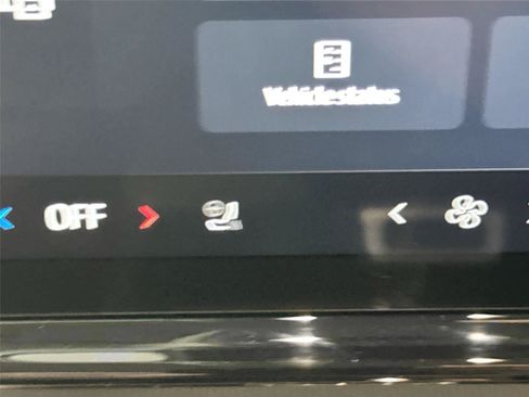 Used 2025 Ford Expedition Active AWD/4WD image 12