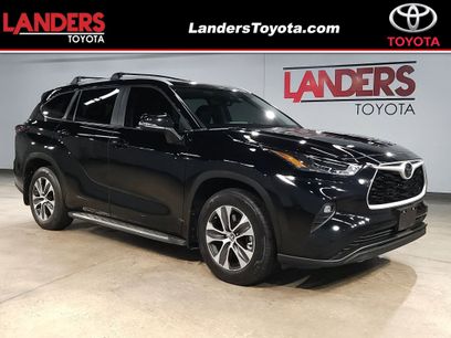 Used 2024 Toyota Highlander XLE