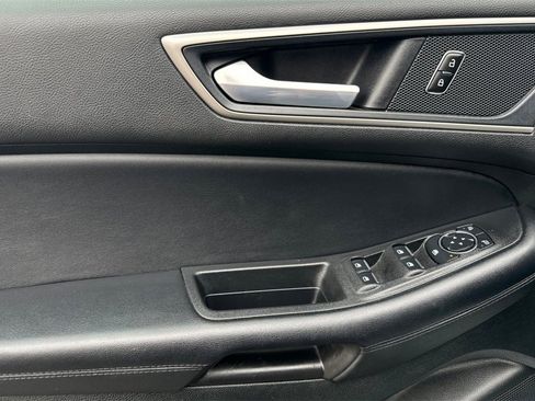 Certified 2023 Ford Edge SEL image 11