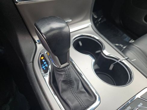 Used 2020 Jeep Grand Cherokee Limited image 29