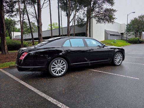 Used 2017 Bentley Mulsanne RWD image 30