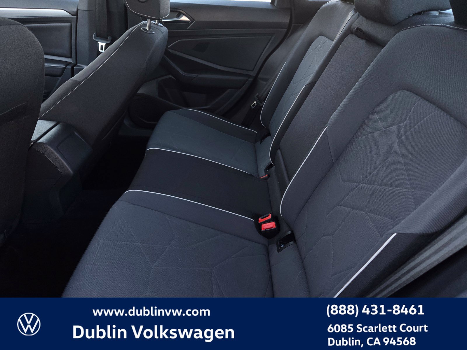 Certified 2025 Volkswagen Jetta Sport FWD image 11