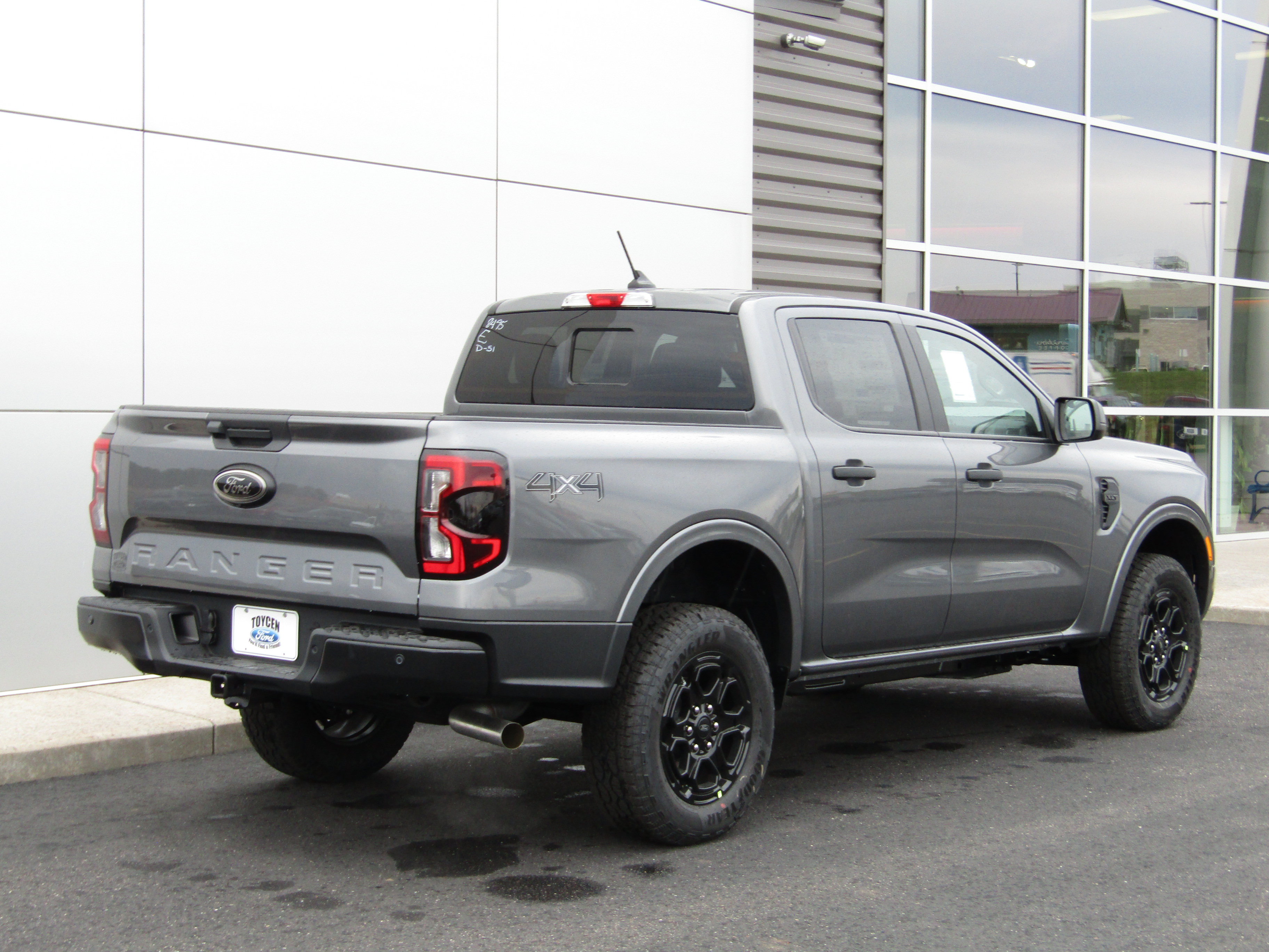 New 2026 Ford Ranger XLT w/ Equipment Group 301A High AWD/4WD image 6