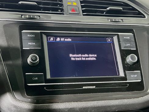 Used 2019 Volkswagen Tiguan S w/ 3rd Row Seat Package AWD/4WD image 26