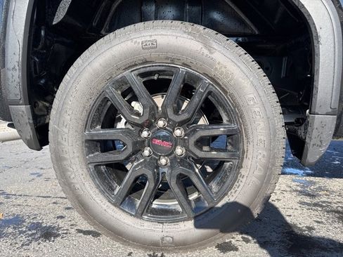 Used 2026 GMC Sierra 1500 Elevation image 9