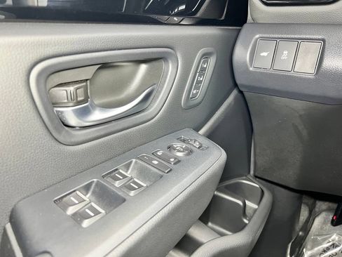Used 2025 Honda Pilot EX-L image 23