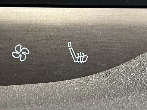 New 2026 Nissan Leaf Platinum+ image 24