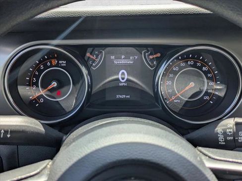 Used 2021 Jeep Wrangler Unlimited Sport AWD/4WD image 10