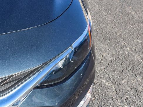 Used 2020 Chevrolet Malibu LT w/ Leather Package image 16