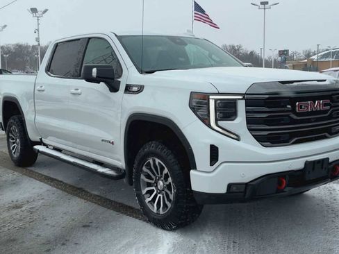 Certified 2022 GMC Sierra 1500 AT4 w/ Technology Package image 11