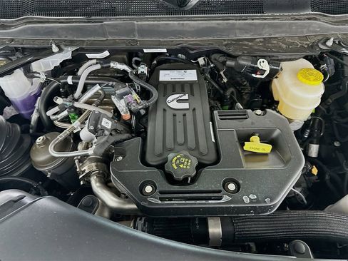 New 2026 RAM 2500 Tradesman w/ Chrome Appearance Group image 18