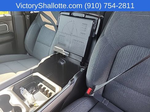 Used 2019 RAM 1500 Big Horn AWD/4WD image 25