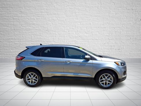Used 2022 Ford Edge SEL w/ Convenience Package AWD/4WD image 7