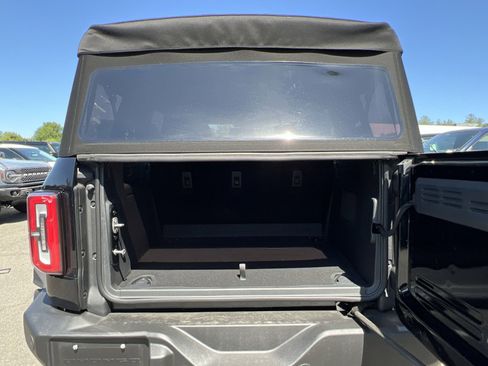 New 2025 Ford Bronco Outer Banks w/ Sasquatch Package AWD/4WD image 33