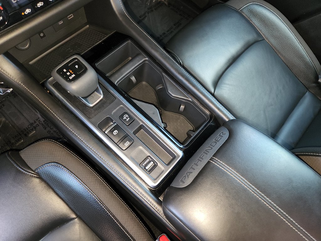 Used 2022 Nissan Pathfinder SL w/ SL Premium Package FWD image 26