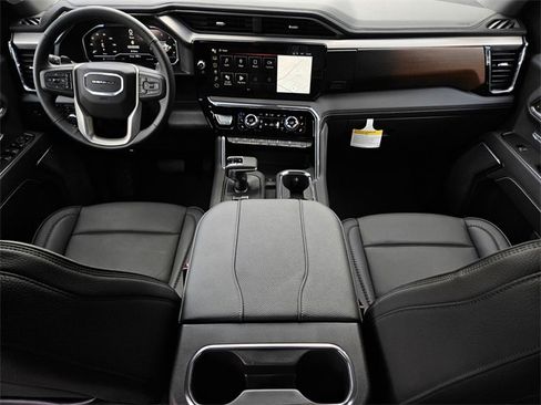 New 2025 GMC Sierra 1500 Denali image 23