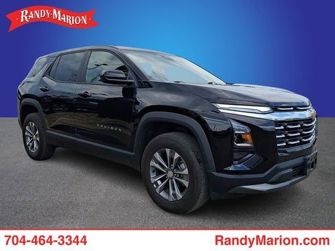 Used 2025 Chevrolet Equinox LT FWD image 1