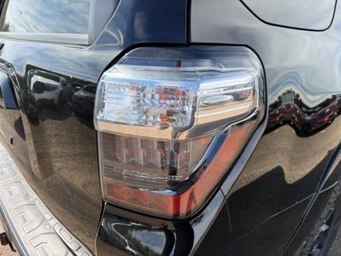 Used 2014 Toyota 4Runner SR5 AWD/4WD image 13
