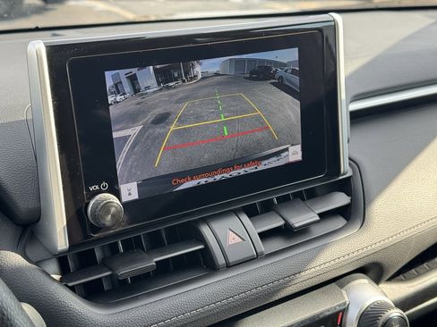 Used 2024 Toyota RAV4 XLE image 30