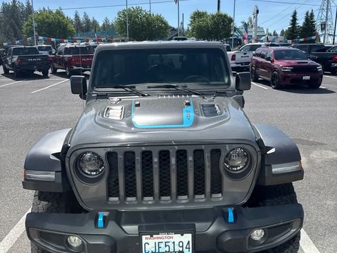 Used 2023 Jeep Wrangler Unlimited Rubicon 4xe w/ Cold Weather Group AWD/4WD image 2