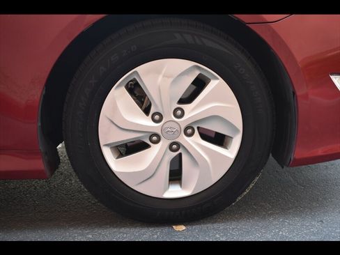 Used 2015 Hyundai Sonata Hybrid FWD image 34