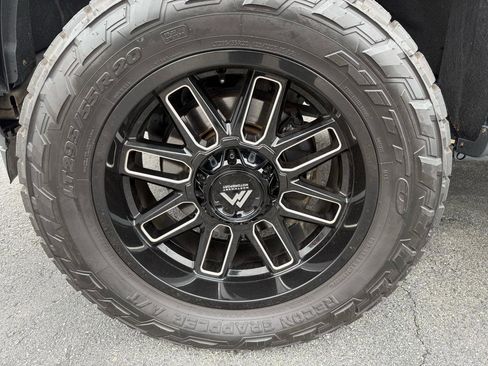 Used 2019 Ford F150 XLT AWD/4WD image 4