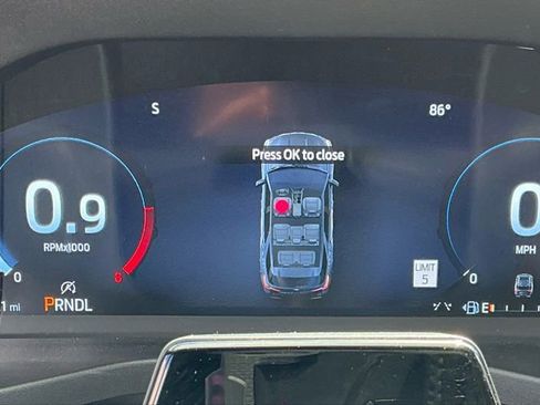 Used 2025 Ford Explorer ST-Line w/ Premium Package image 38