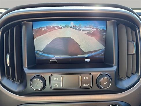 Used 2022 GMC Canyon AT4 image 14