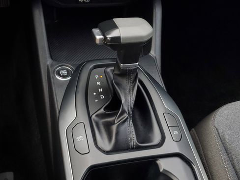 Used 2025 Kia K4 LXS image 28