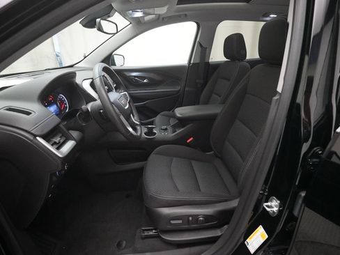Used 2022 GMC Terrain SLE w/ Driver Convenience Package image 7