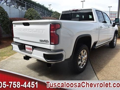 New 2026 Chevrolet Silverado 2500 High Country w/ High Country Premium Package AWD/4WD image 10