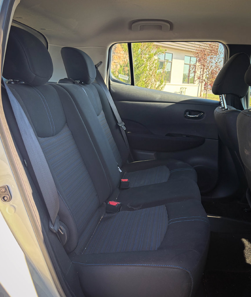 Used 2019 Nissan Leaf SV Plus w/ SV Plus Technology Package FWD image 23