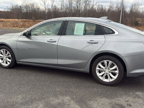 Used 2024 Chevrolet Malibu LT image 11