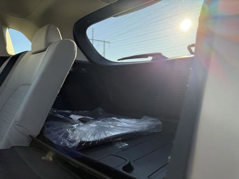 Certified 2026 Honda HR-V LX image 14