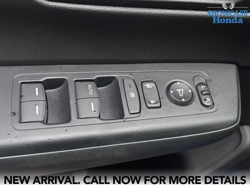 Certified 2024 Honda CR-V LX image 11