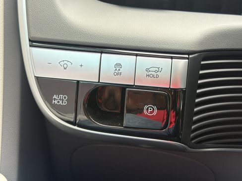 Certified 2024 Hyundai Ioniq 5 SEL RWD image 25