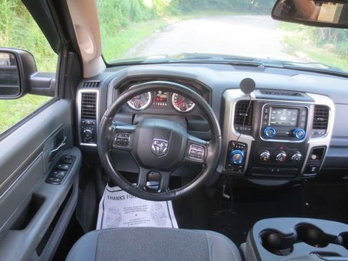 Used 2015 RAM 1500 Big Horn AWD/4WD image 9