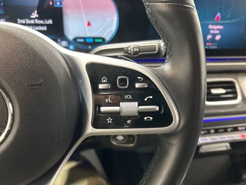 Used 2020 Mercedes-Benz GLS 450 4MATIC image 32