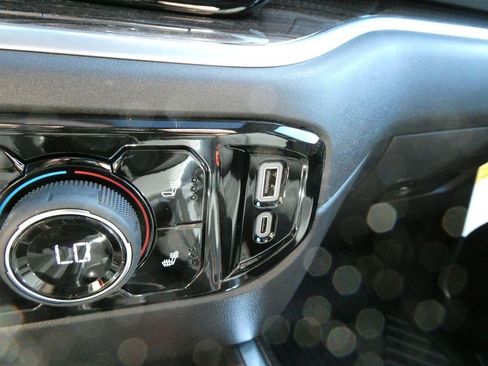 New 2026 Chevrolet Silverado 1500 LT Trail Boss w/ LT Trail Boss Premium Package AWD/4WD image 24