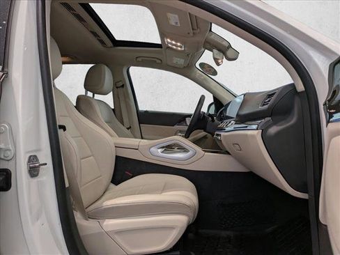 Certified 2020 Mercedes-Benz GLE 450 4MATIC image 22