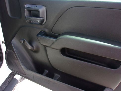 Used 2017 Chevrolet Silverado 1500 W/T w/ Trailering Package RWD image 11