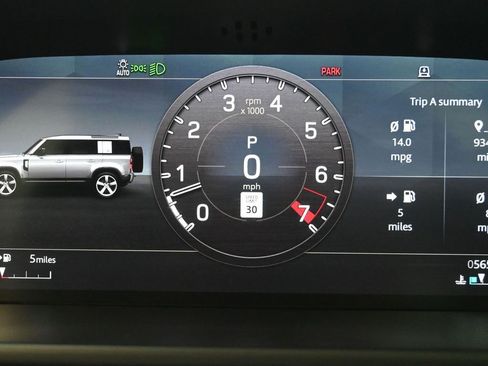 Used 2020 Land Rover Defender 110 HSE image 12