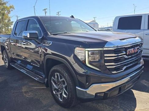 Used 2023 GMC Sierra 1500 SLT w/ SLT Premium Package image 2