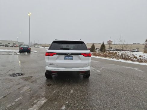 Certified 2023 Chevrolet Traverse Premier w/ LPO, Floor Liner Package image 6