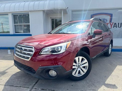 Used 2017 Subaru Outback 2.5i Premium w/ Popular Package #2 AWD/4WD image 2