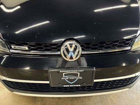 Used 2018 Volkswagen Golf Alltrack SEL AWD/4WD image 18