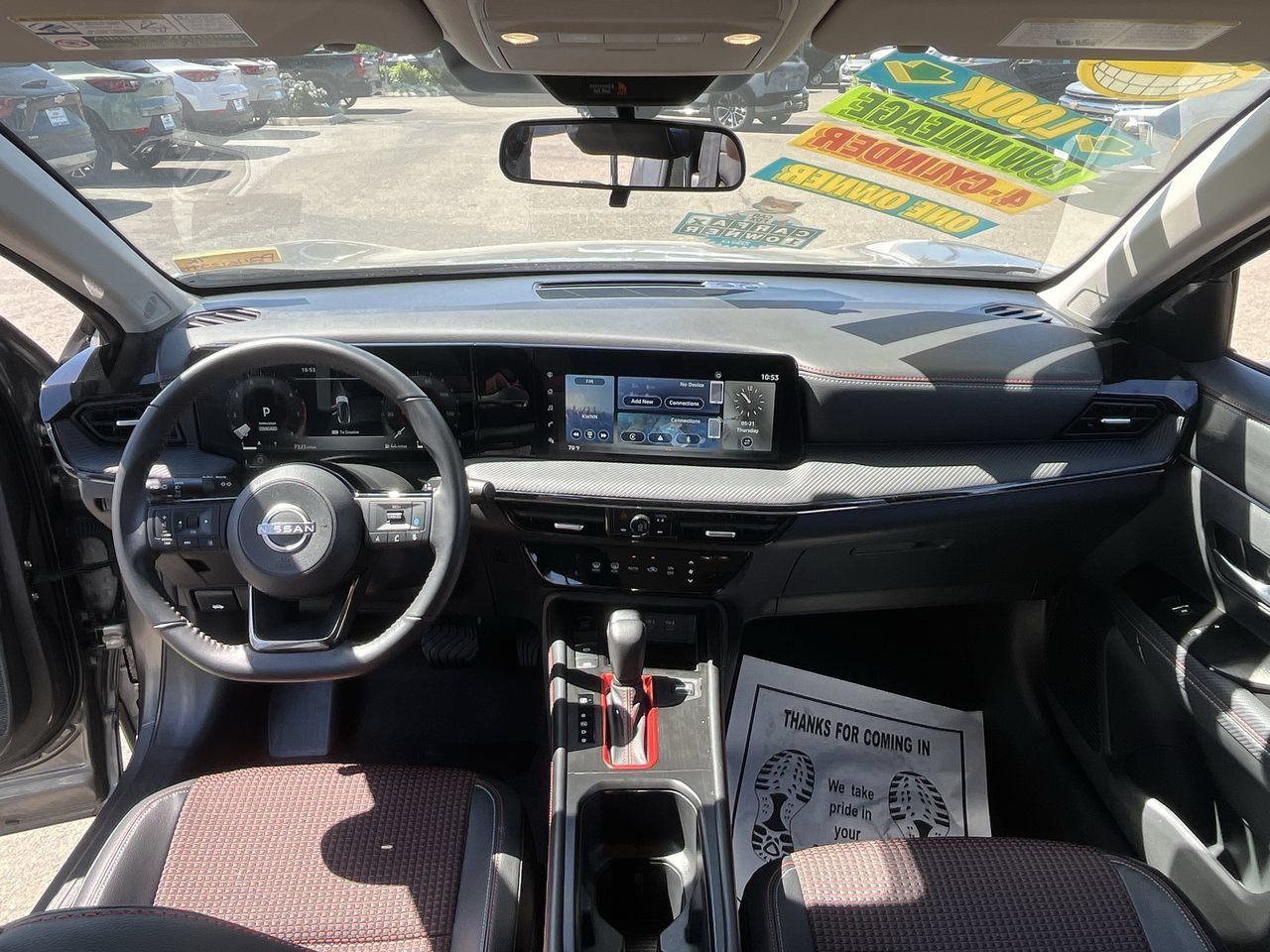 Used 2025 Nissan Kicks SR FWD image 18