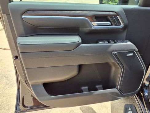 New 2025 GMC Sierra 2500 SLT w/ Texas SLT Premium Package image 15