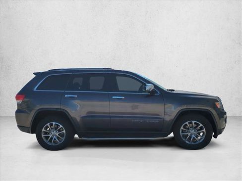 Used 2014 Jeep Grand Cherokee Laredo w/ Quick Order Package 23E RWD image 4