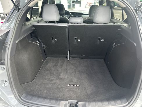 Used 2024 Nissan Kicks SR w/ SR Premium Package FWD image 24